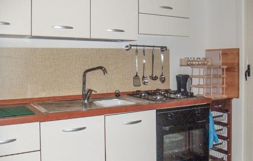 Isca Marina Apartment | Stunning Apartment In Isca Marina