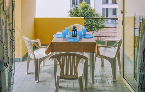 Isca Marina Apartment | Stunning Apartment In Isca Marina