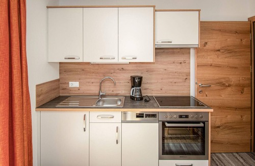 Liesing Apartment | Stunning apartment in Liesing with WiFi