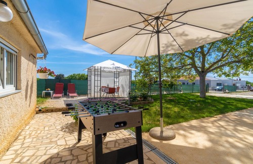 Sikici Apartment | Stunning apartment in Pula with WiFi