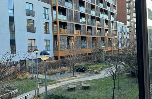 Bromley South Apartment | Stunning apartment in Zone 2 London.