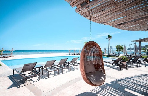 Caribbean Islands Apartment | Stunning Apt. with Ocoa's Bay View, 2 bedrooms, Beach Club.