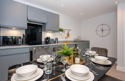 Salford Apartment | Stunning Brand New 3 Bed