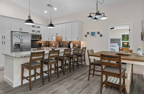 Homosassa Villa | Stunning, brand new - July 2024 - 3-bedroom villa with River view