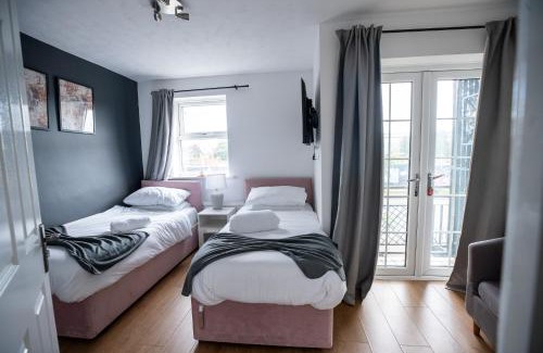 Atlantic Wharf House | Stunning Cardiff Wharf View 4 Bed Free Parking