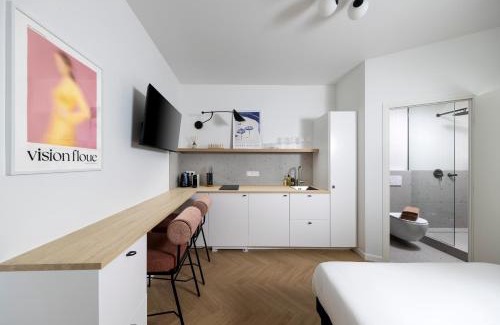 Carrieres - Malbousquet Apartment | Stunning Central Studio AC, Fiber