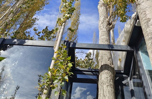 Hunza Ski Chalet | Stunning Cliff-edge 2-bedroom Chalet in Karimabad