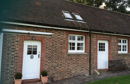 Uckfield House | Stunning converted barn set in 80 acres of glorious English countryside