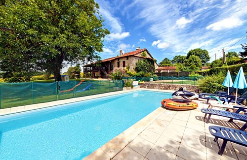 Bussac House | Stunning converted barn,near Brantome, Perigueux heated pool,sleeps 10 + infants