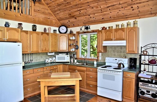 Trent Lakes Cottage | Stunning Cottage on a Very Private Lake
