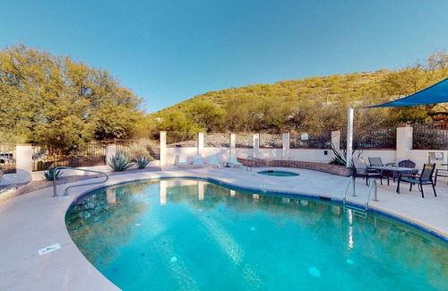 Sabino Shadows House | Stunning Desert Views, Minutes to World-Class Golf & Outdoor Adventures!