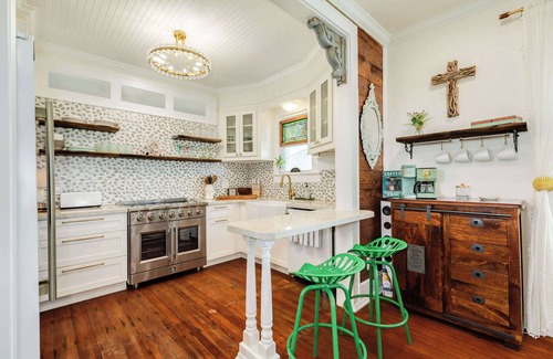 Pirates Beach House | Stunning Design Style Meets Laid-Back Beach Life