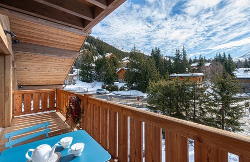 Meribel Apartment | Stunning Duplex Apartment near Morel Chairlift in Méribel, 4 Bedrooms, South-facing Balcony