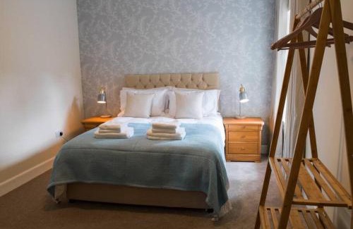 Ratho Apartment | Stunning Edinburgh 1820s stables converted studio