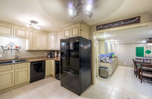 Virginia Village House | Stunning Entertaining Backyard. Spectacular Amenities. Perfect for Large Group