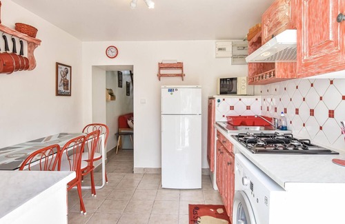 Saint-Avaugourd-des-Landes House | Stunning home in St Avaugourd Des Lande