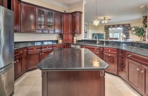 Gettysburg House | Stunning Gettysburg Estate ~ 15 Min to Skiing