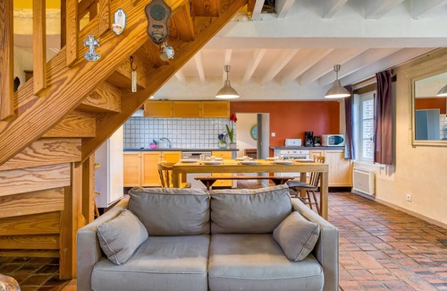 Les Baux-de-Breteuil House | Stunning home in Les Baux de Breteuil