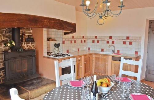 Plogastel-Saint-Germain House | Stunning home in Plogastel St Germain