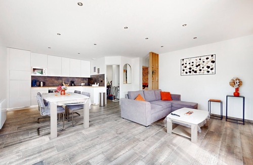 Angerville-l'Orcher House | Stunning home in Angerville l'Orcher