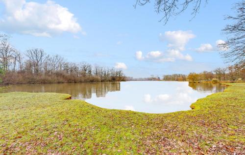 Egriselles-le-Bocage House | Stunning Home In Égriselles-Le-Bocage