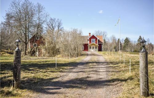 Odeshog Municipality House | Stunning Home In Ödeshög With Wifi
