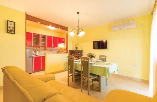 Cabrunici House | Stunning home in Cukrici with WiFi