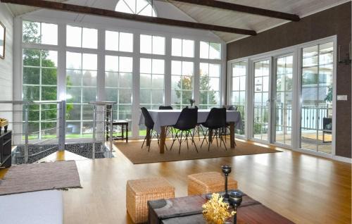 Degerfors House | Stunning Home In Degerfors With Sauna