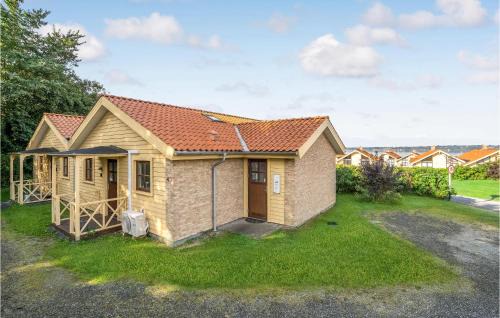 Rendbjerg House | Stunning Home In Egernsund With Kitchen