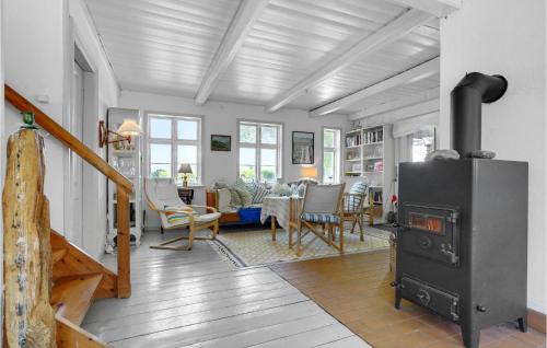 Errindlev House | Stunning Home In Errindlev With Wifi