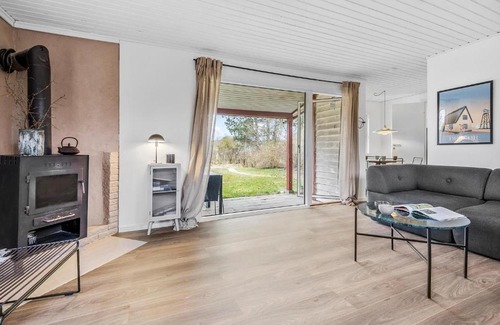 Eskebjerg House | Stunning Home In Eskebjerg With Wifi