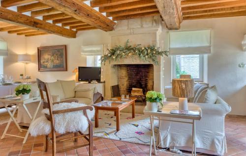 Fontaine-Henry House | Stunning Home In Fontaine-Henry