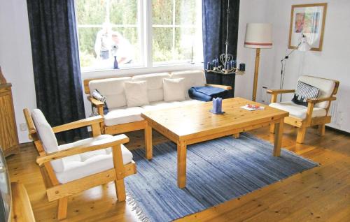 Ulvestorp House | Stunning Home In Hestra With Sauna