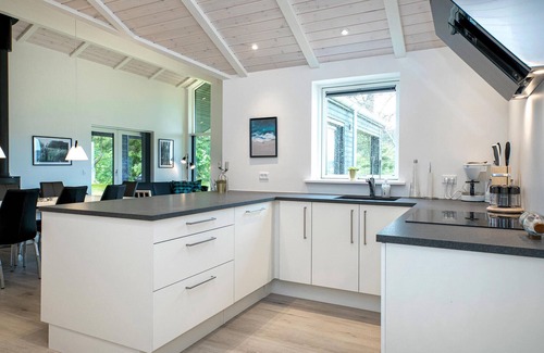 Skallerup Klit House | Stunning home in Hjørring with WiFi