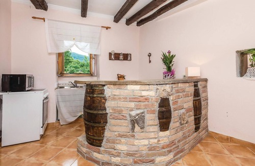 Veli Brgud House | Stunning home in Jurdani with WiFi