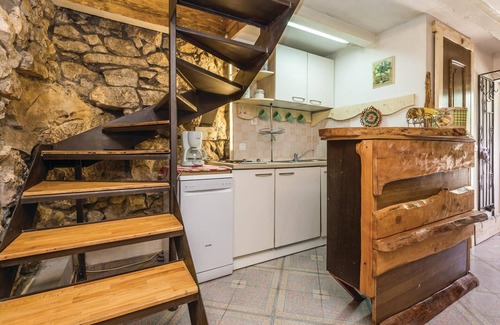 Veli Brgud House | Stunning home in Jurdani with WiFi