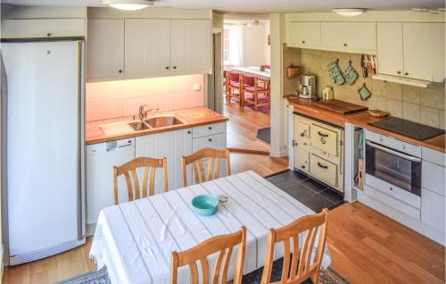 Lonsboda House | Stunning Home In Lönsboda With Wifi