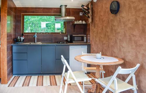 Sodvik House | Stunning Home In Löttorp With Wifi