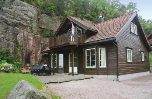 Lindesnes House | Stunning Home In Lindesnes With Sauna