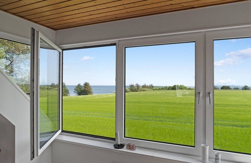 Nykobing Mors House | Stunning Home In Nykøbing M With Sauna