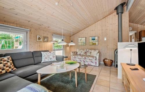 Jegum House | Stunning Home In Oksbøl With Sauna