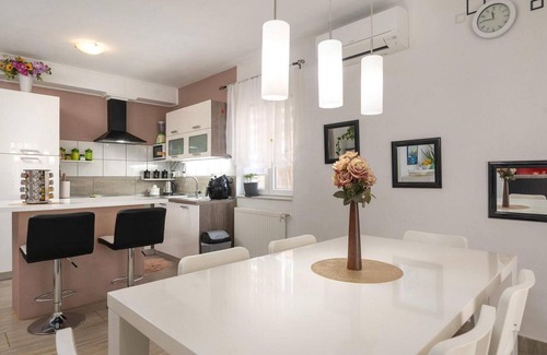 Oprtalj House | Stunning home in Oprtalj