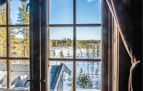 Trysil House | Stunning Home In Østby With Kitchen