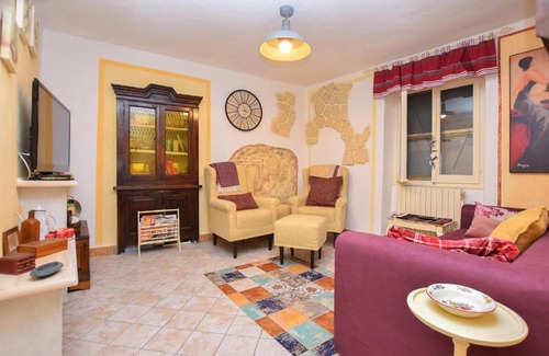 Parodi Ligure House | Stunning home in Parodi Ligure AL with 3 Bedrooms and WiFi