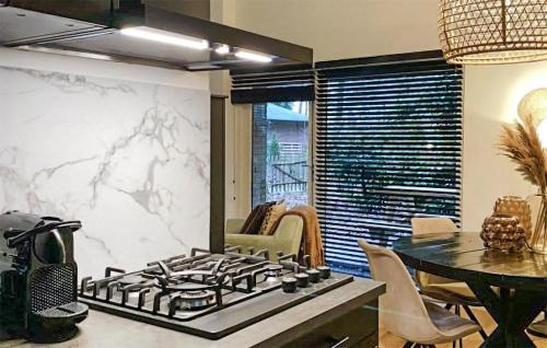Rheezerveen House | Stunning Home In Rheezerveen With Wifi