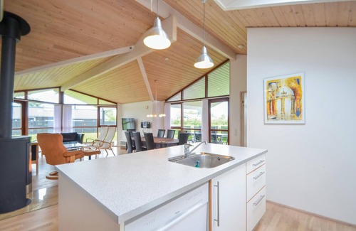 Ronde House | Stunning home in Rønde with kitchen