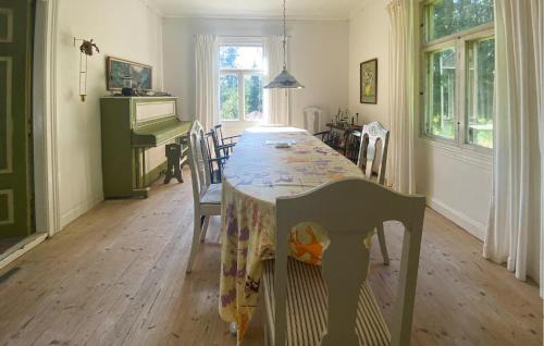 Skillingaryd House | Stunning Home In Skillingaryd With Sauna