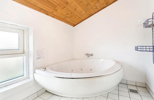 Klitmoller House | Stunning Home In Thisted With Sauna