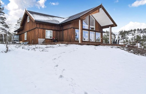 Sirdal House | Stunning Home In Tonstad With Kitchen