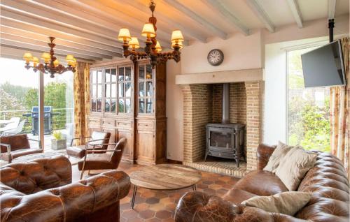 Westouter House | Stunning Home In Westouter With Sauna